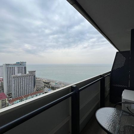 Orbi City Seaview Batoemi Buitenkant foto